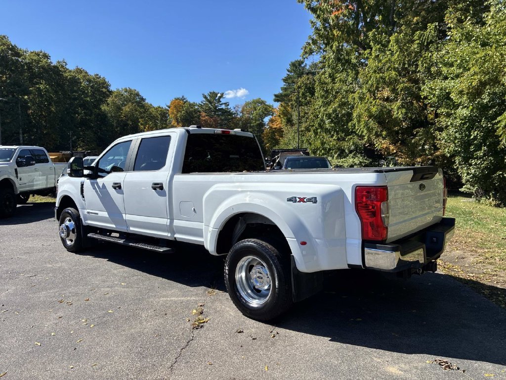 Used 2022 White Ford XL image 5