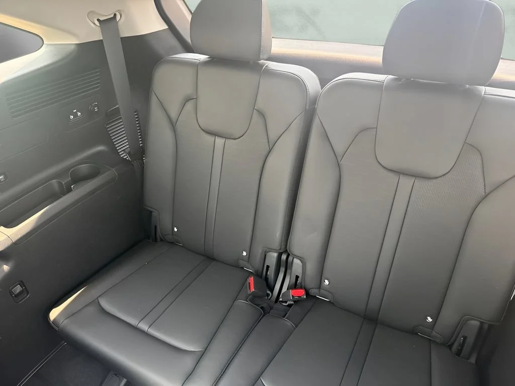Used 2025  Kia X-Line SX image 13