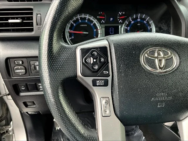 Used 2019 Silver Toyota SR5 image 11