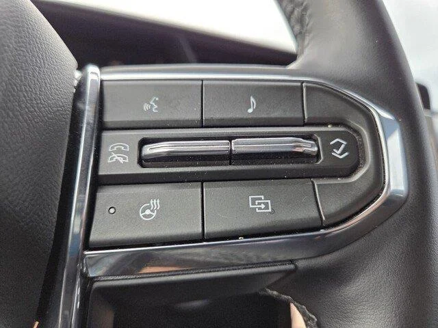 Used 2026 Ebony Twilight Metallic GMC FWD Elevation image 16