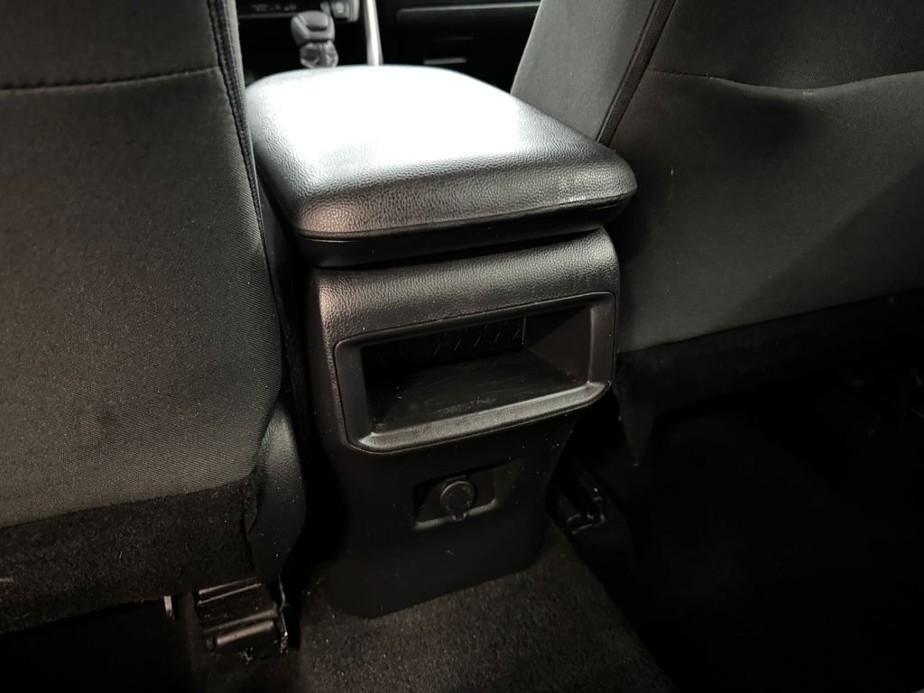 Used 2020 White Toyota LE image 24
