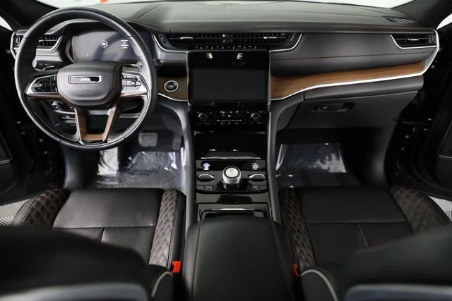 Used 2023 Black Jeep Summit image 24