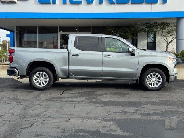 2025 Chevrolet Silverado 1500 LT - Photo 5