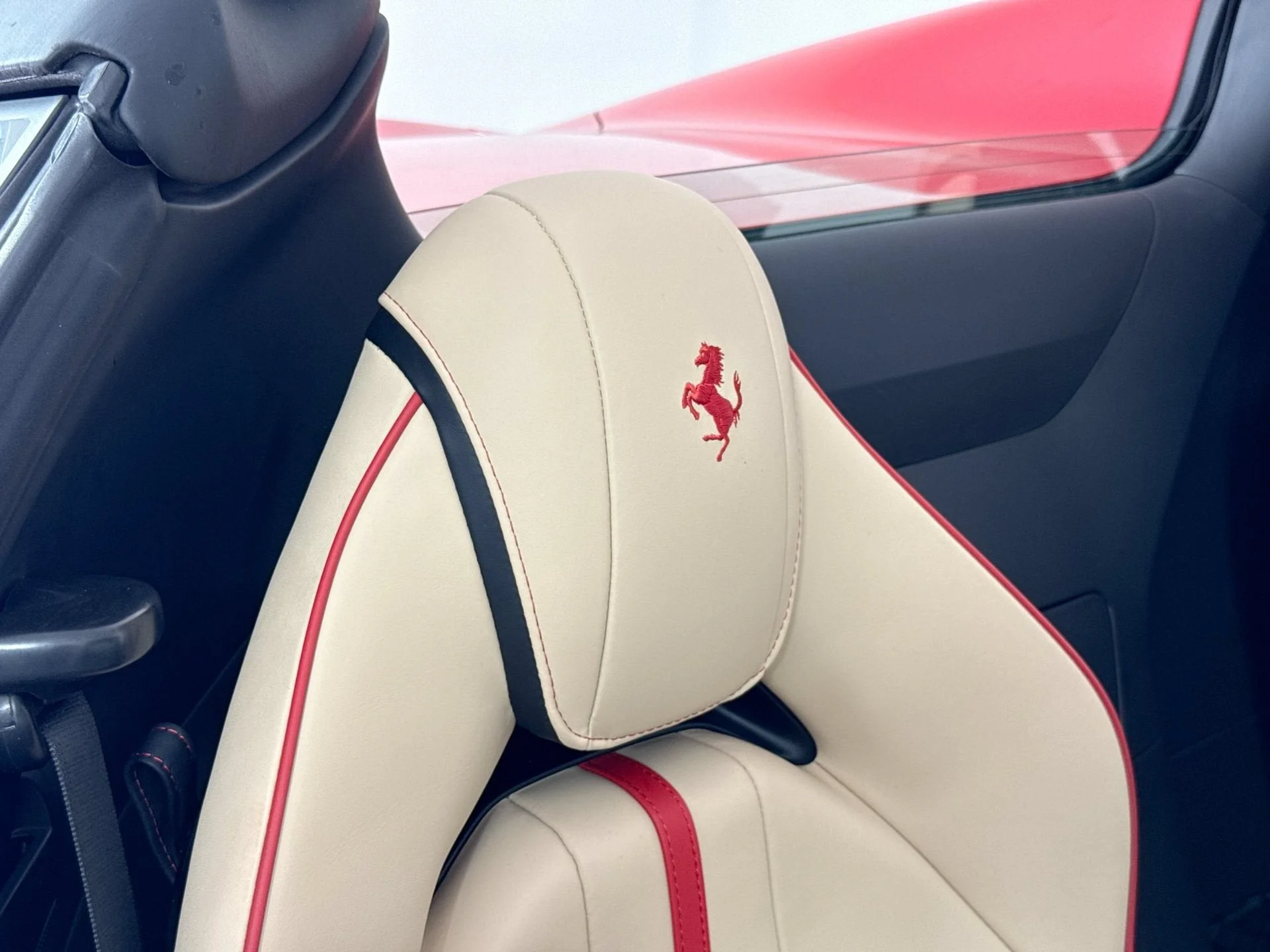 Certified Used 2022 Rosso Corsa Ferrari Base image 23