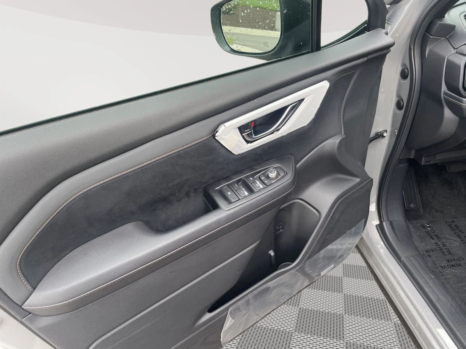 New 2026 River Rock Pearl Subaru Sport image 9