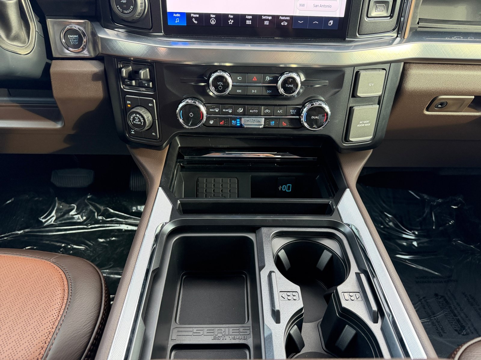 New 2026 Star White Metallic Tri-Coat Ford King Ranch image 12