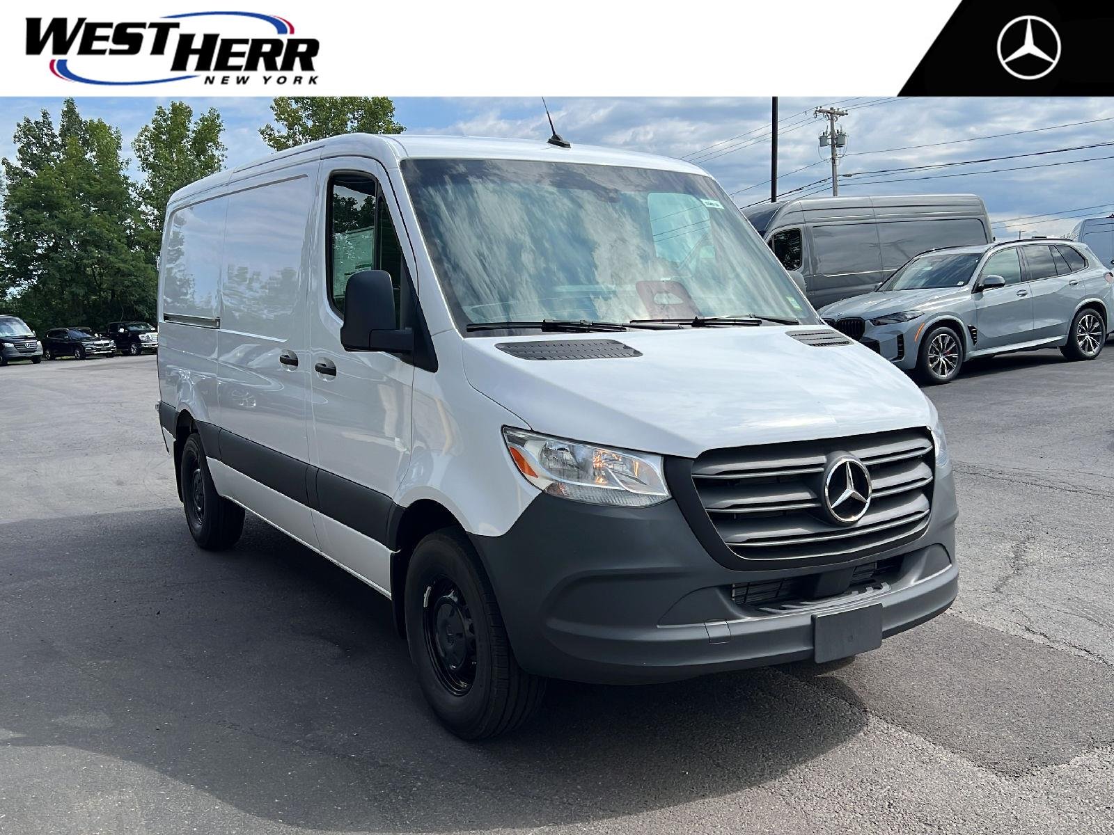 New 2026 Arctic+White Mercedes-Benz Cargo Van 144” Standard Roof 4cyl SO image 1