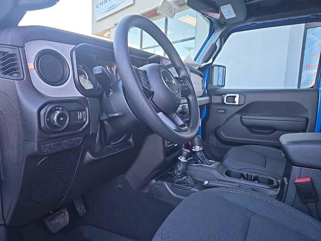 2026 Jeep Wrangler 2-Door Sport - Photo 35