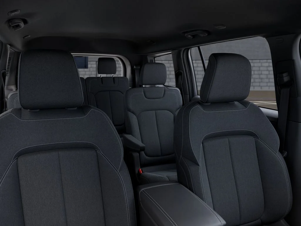 New 2026 Silver Zynith Exterior Paint Jeep Laredo image 26