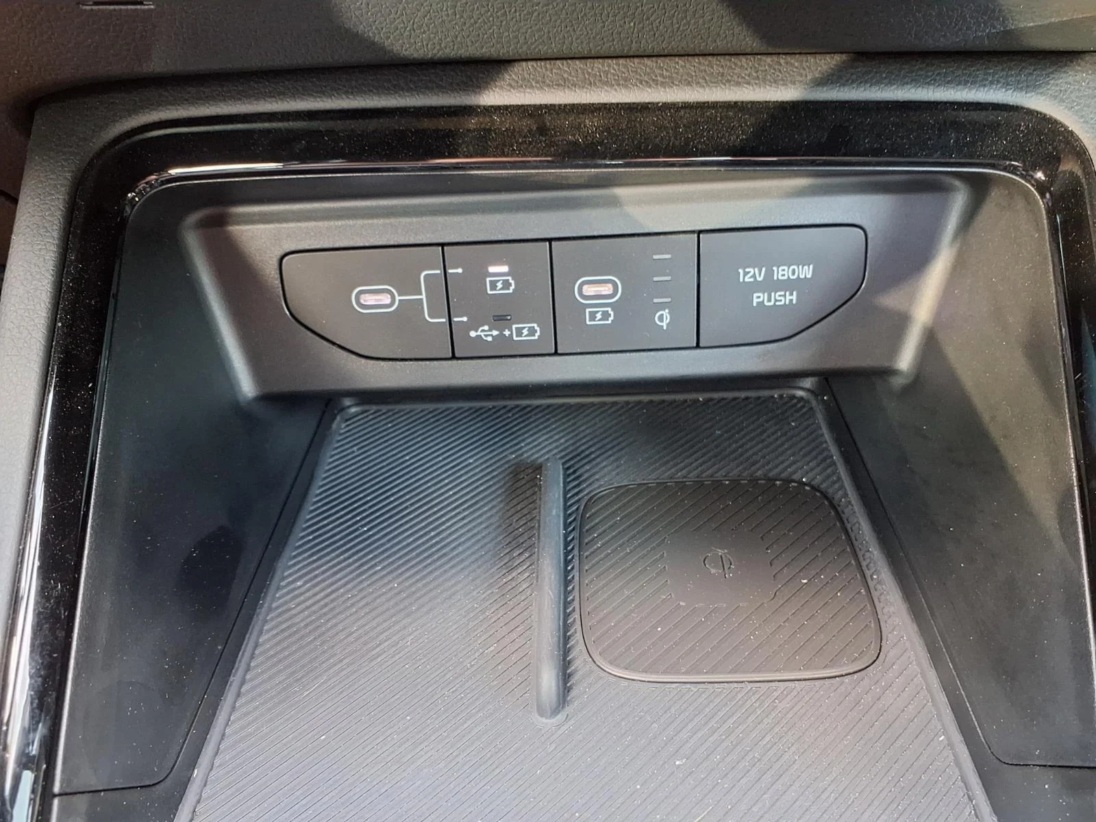 Used 2025 Yacht Blue Kia GT-Line image 8