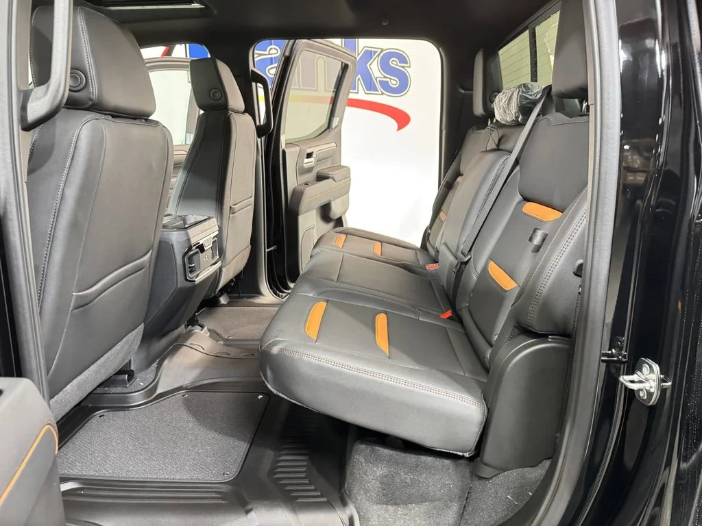 2026 GMC Sierra 1500 AT4 - Photo 15