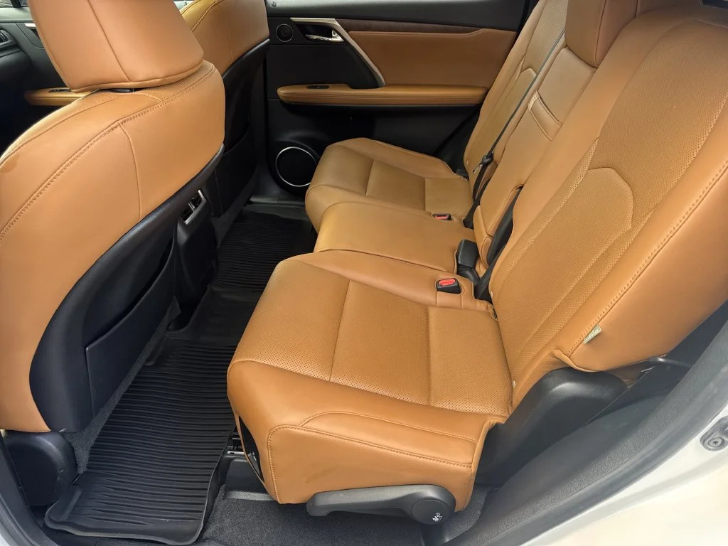 Used 2022 White Lexus 350L image 20