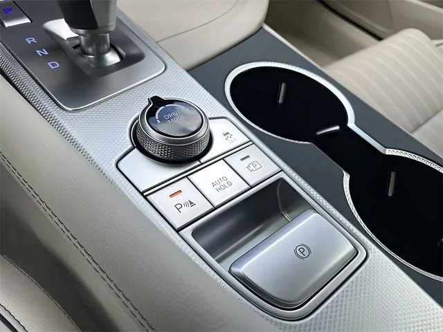 Used 2026 White Genesis 2.5T Prestige image 28