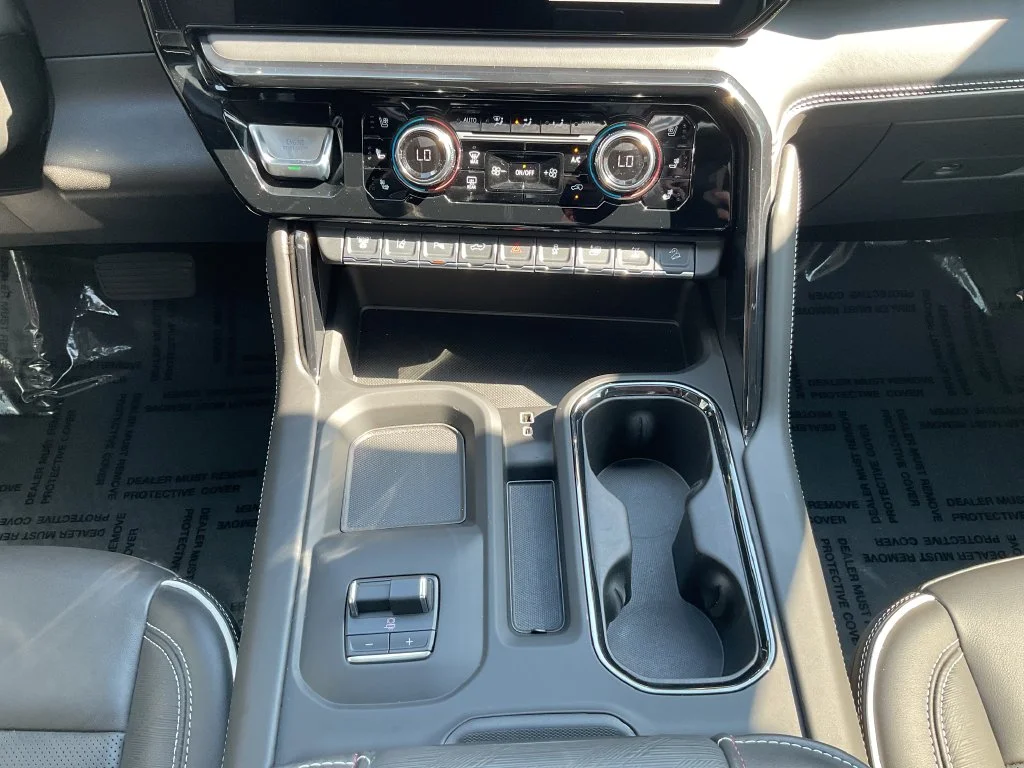 Used 2025 Black GMC AT4X image 28