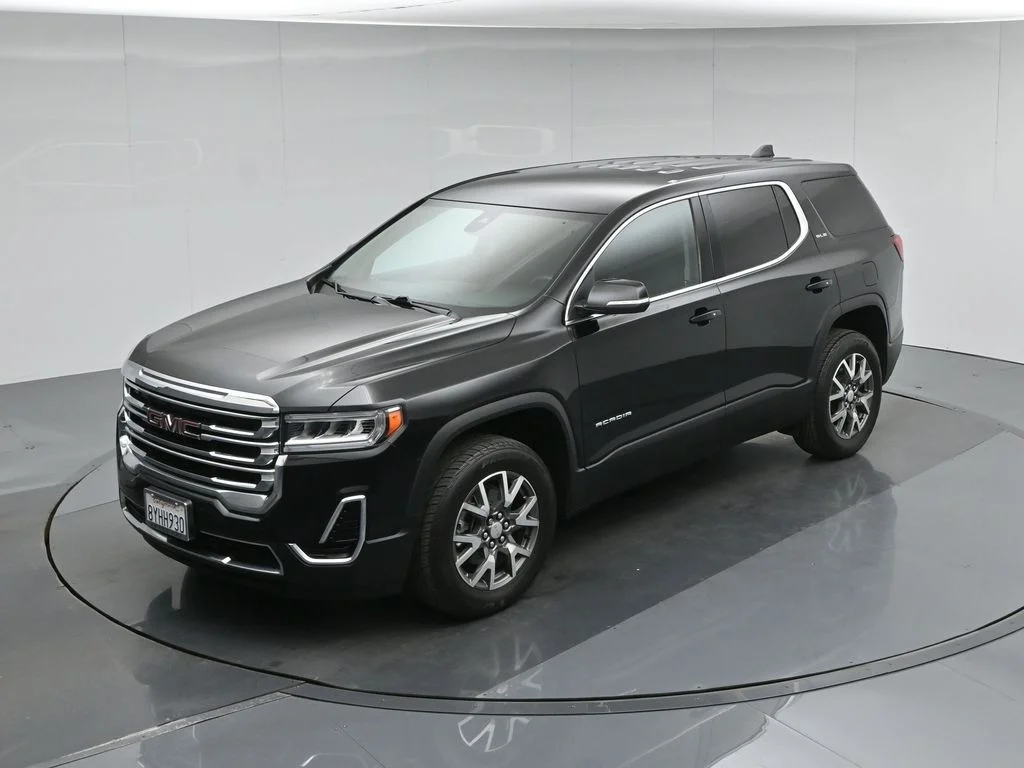 Used 2022 Black GMC SLE image 39