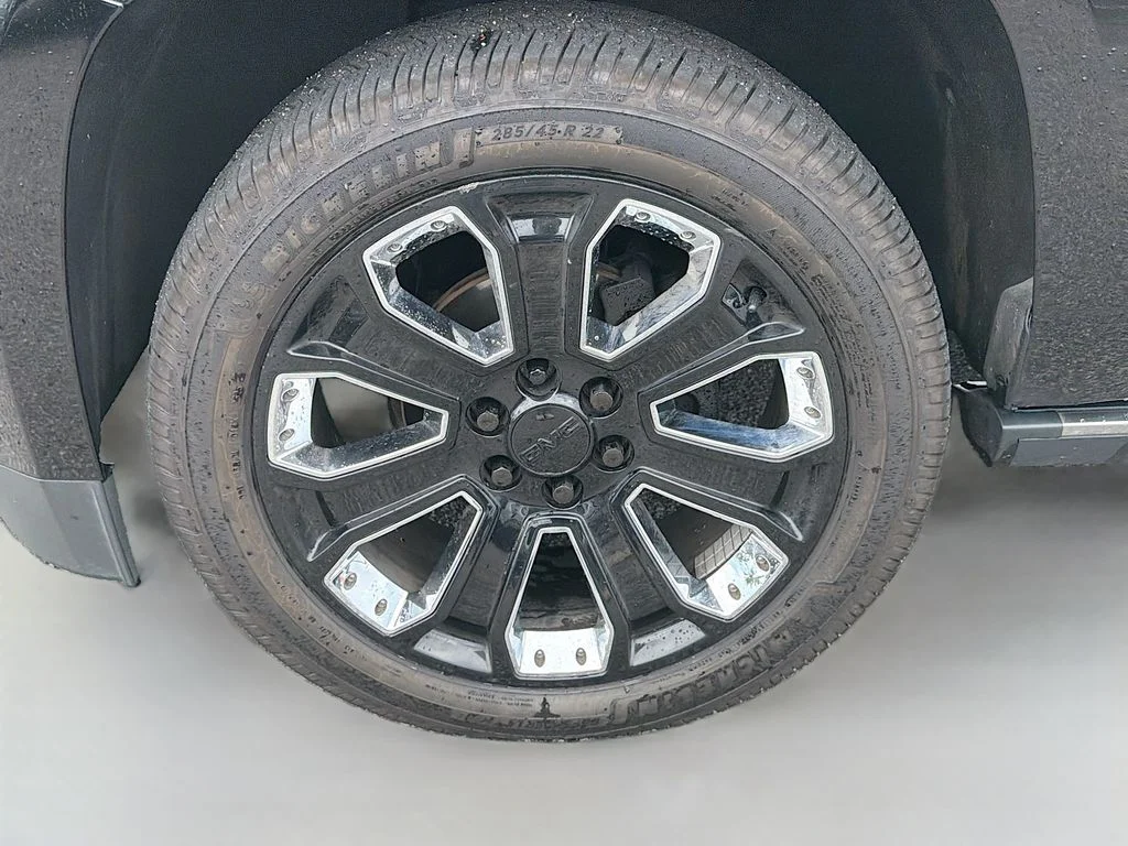 Used 2019 Onyx Black GMC Denali image 35