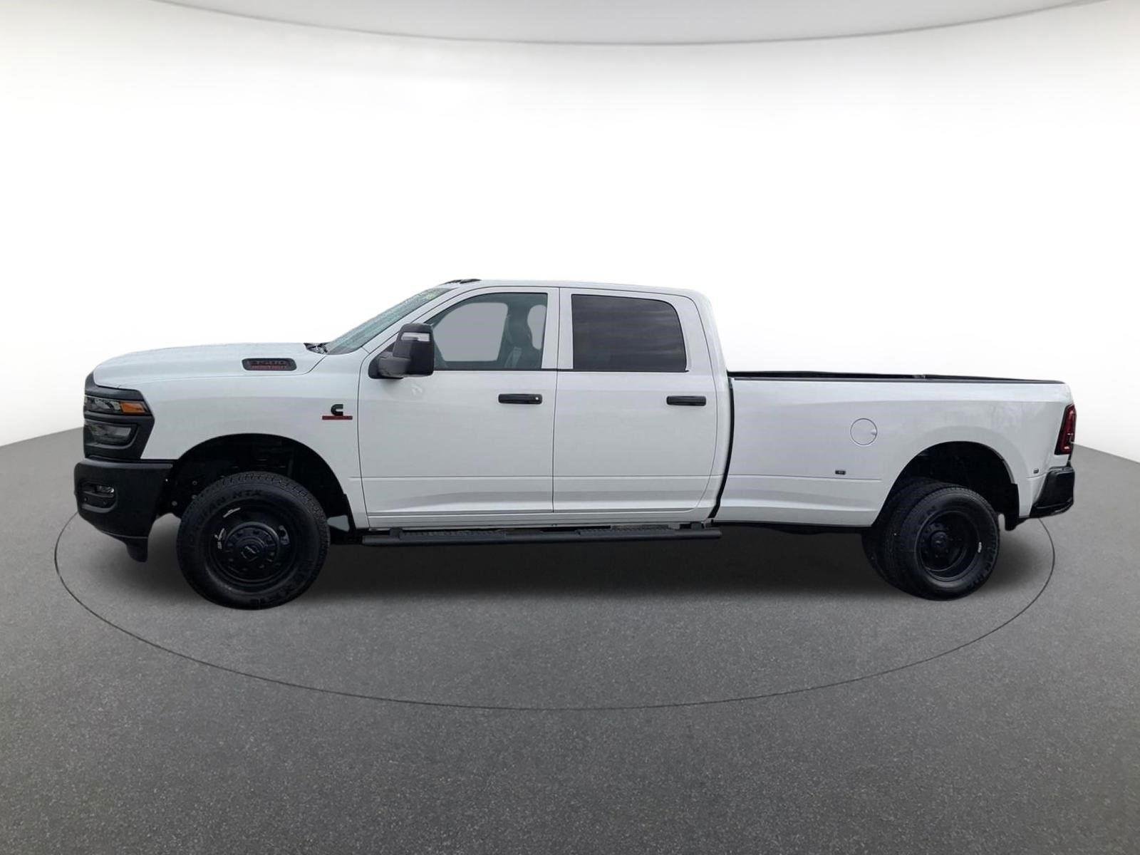 New 2026 Bright White Clearcoat Ram Tradesman image 5
