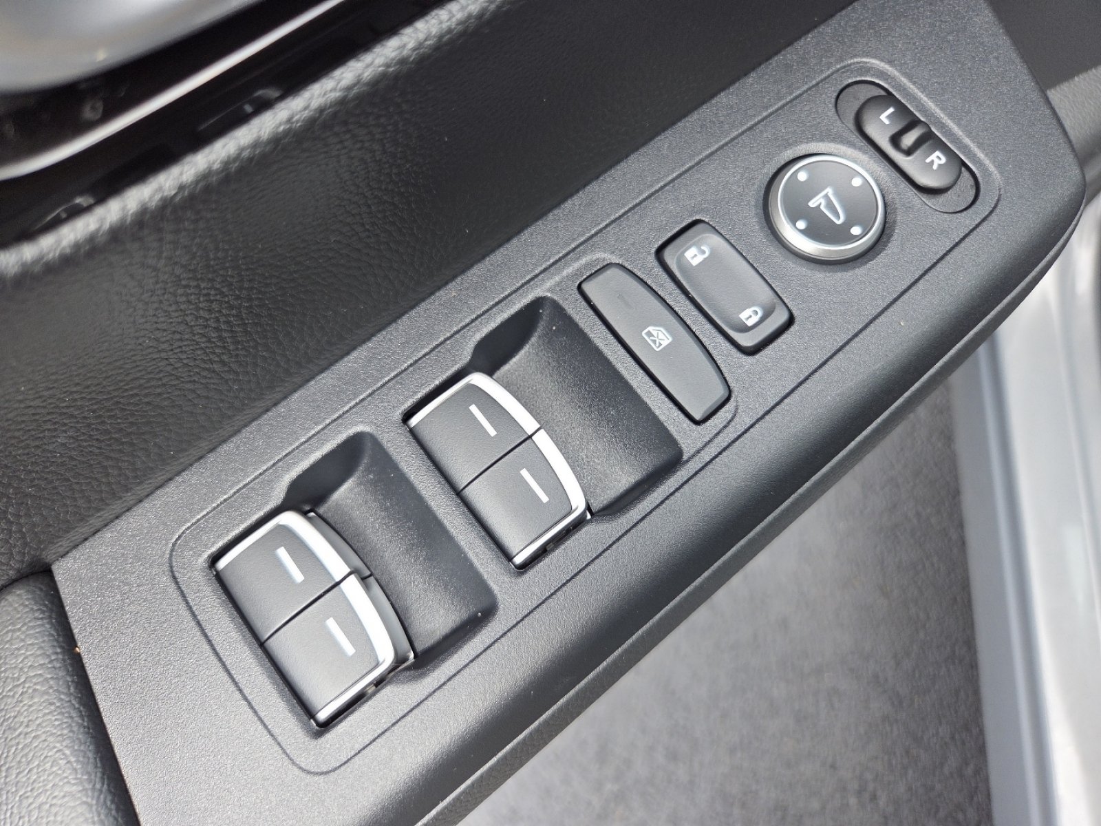 2024 Honda CR-V EX-L - Photo 29