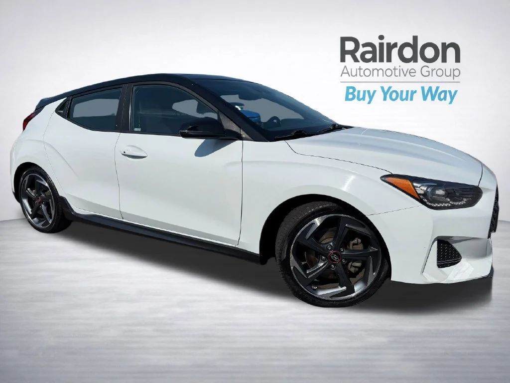 Used 2019 Chalk White w/Black Roof Hyundai Turbo Ultimate image 1