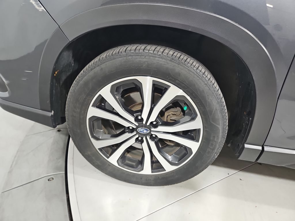 2022 Subaru Forester Limited - Photo 28
