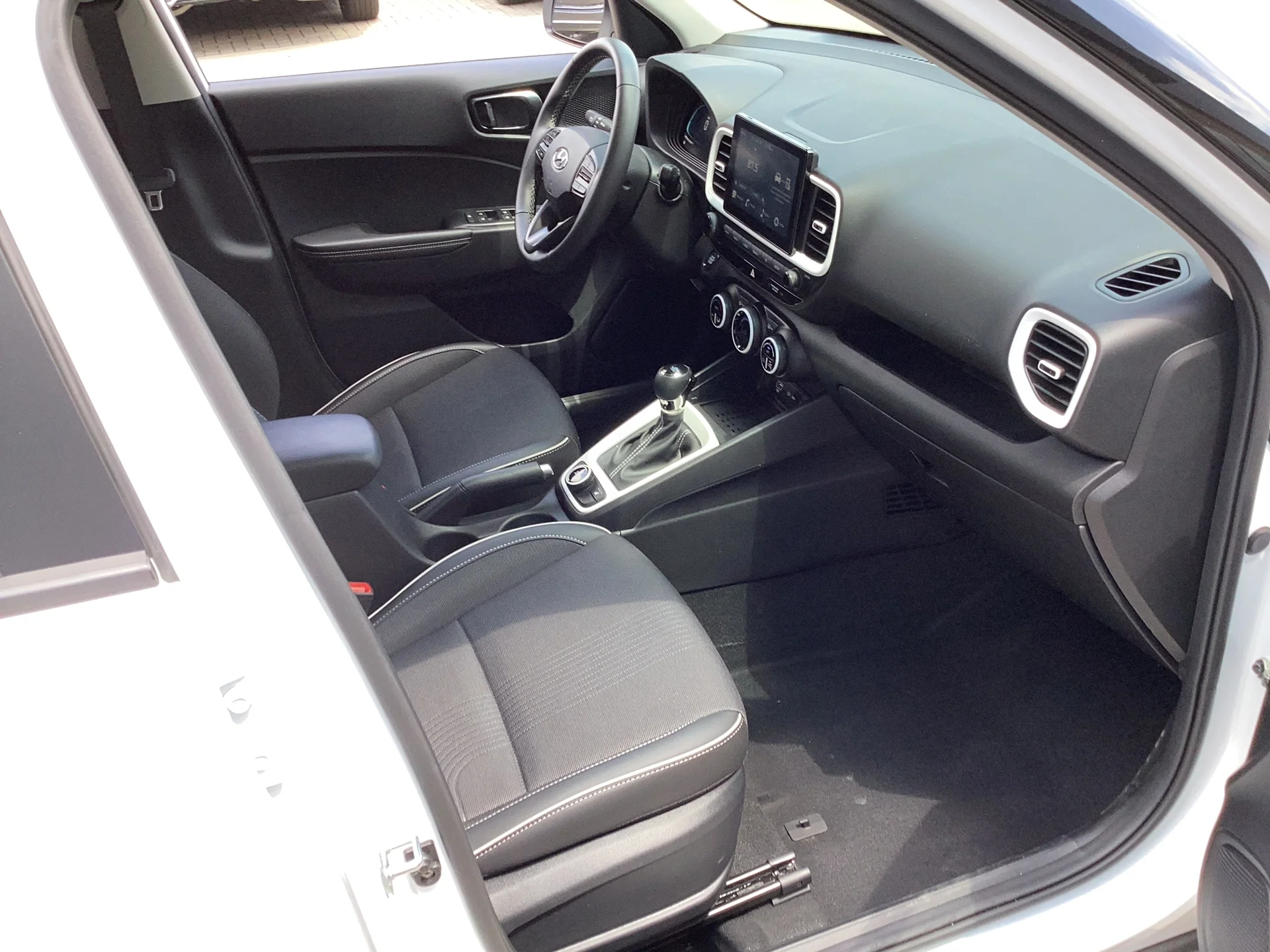 Certified Used 2026 Lunar White/Black Roof Hyundai  image 11