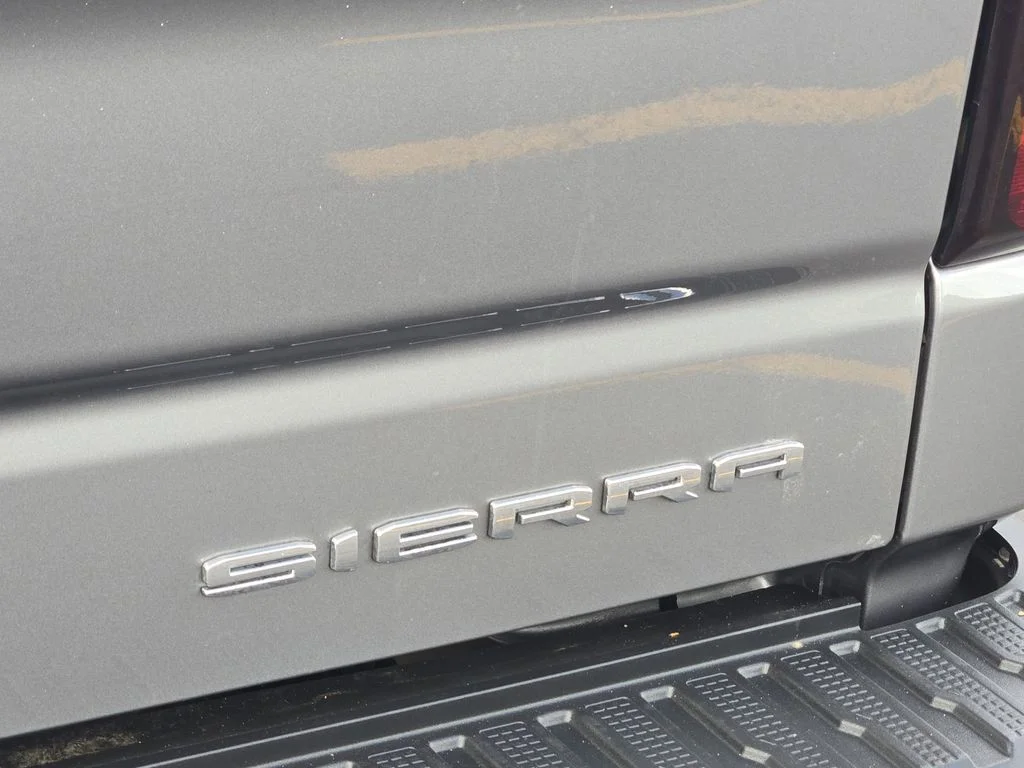 Used 2020 Gray GMC Denali image 22
