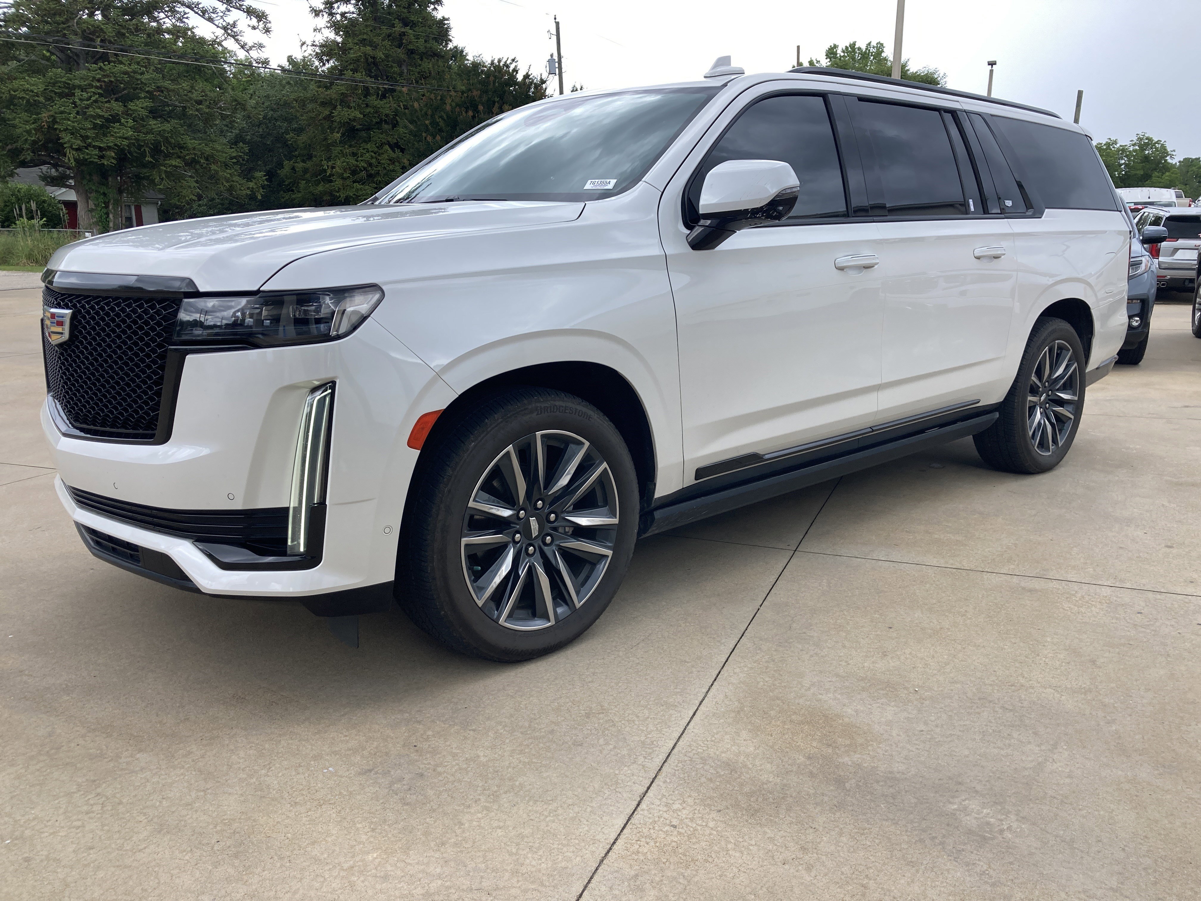 2021 Cadillac Escalade ESV 4WD Sport's photo