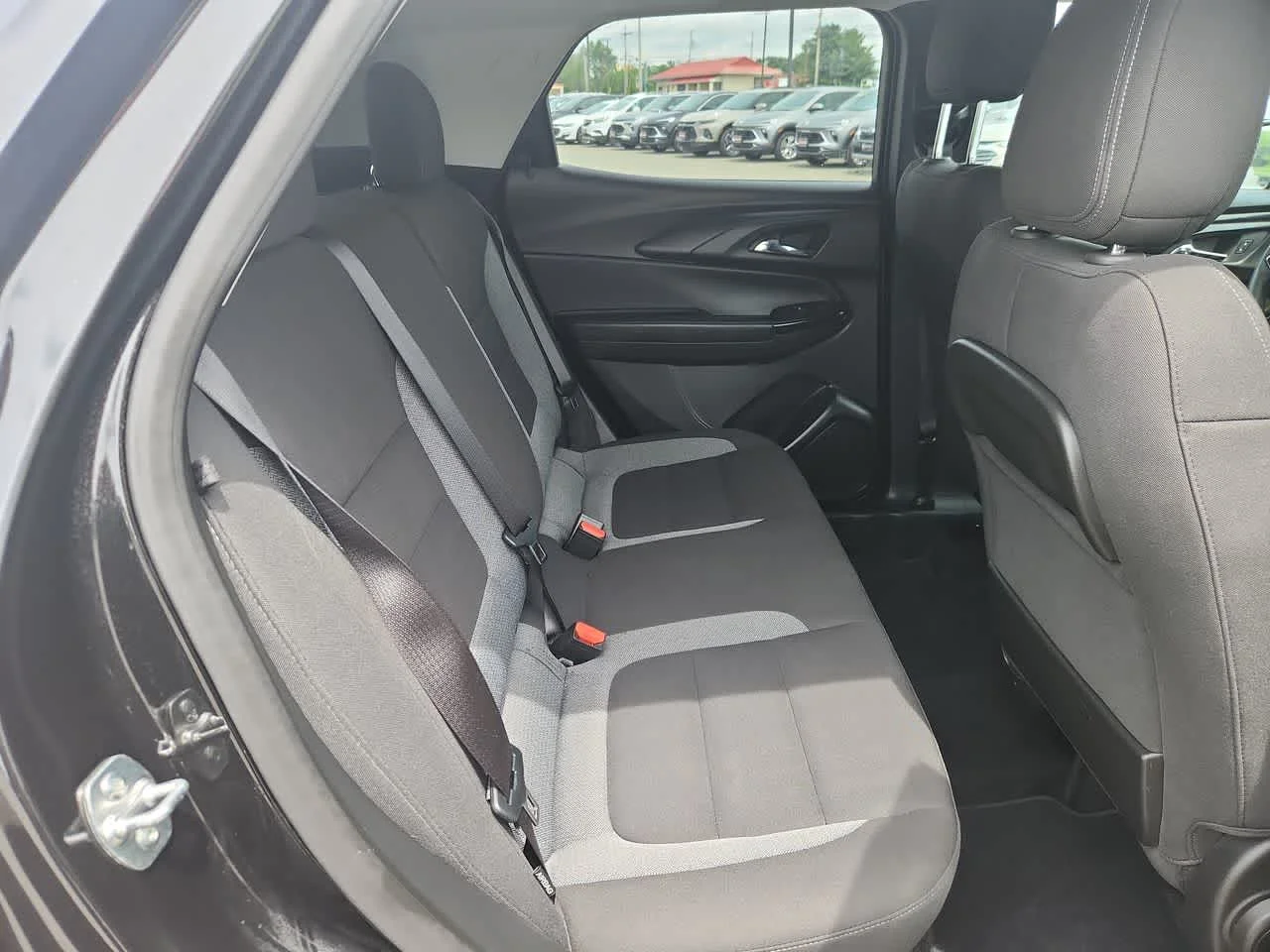Used 2025 Mosaic Black Metallic Chevrolet LT image 15