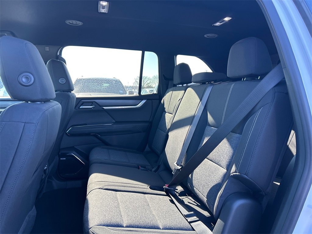 2026 GMC ACADIA - Image 33