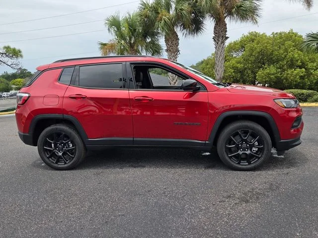 New 2026 Red Hot Pearlcoat Jeep Latitude image 9