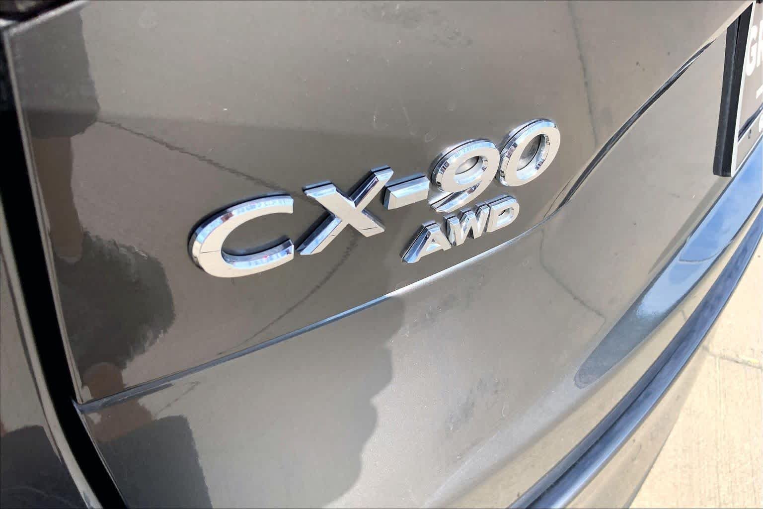 Used 2025 Machine Gray Metallic Mazda Preferred Package image 31