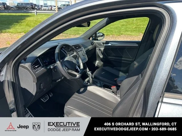 Used 2023 Gray Volkswagen 2.0T SE R-Line Black image 10