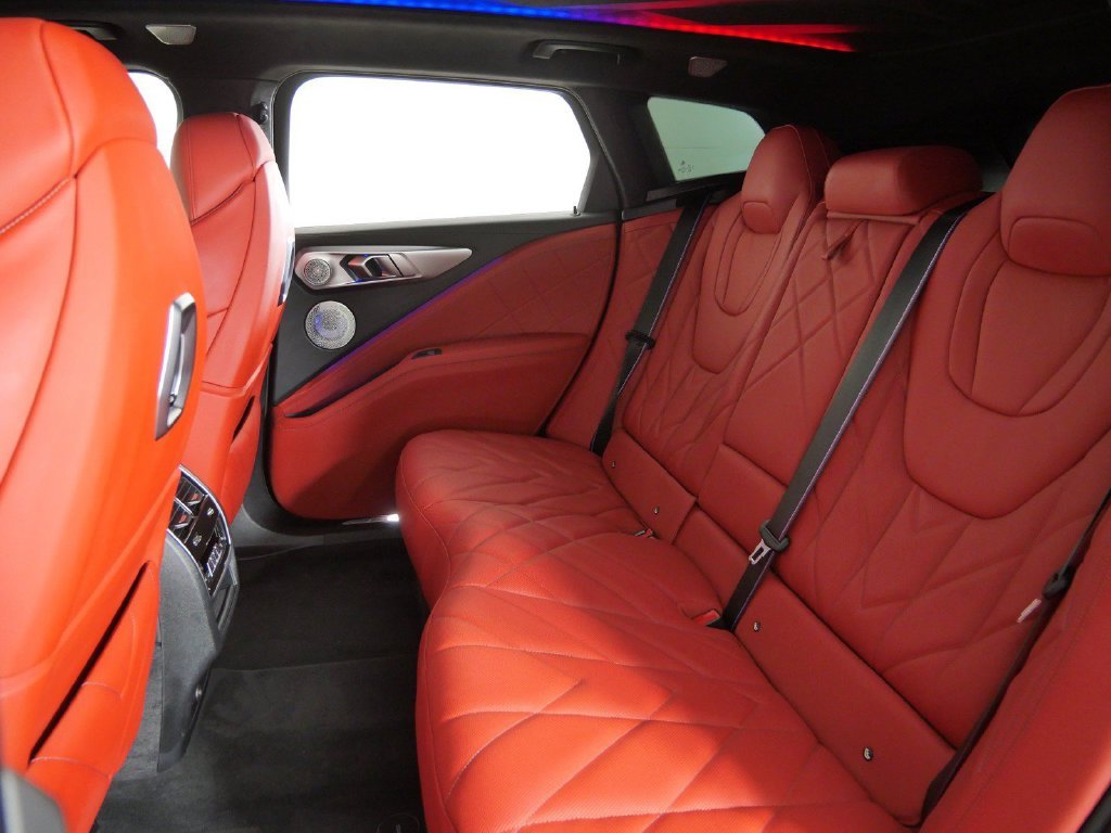 Used 2023 Carbon Black Metallic BMW Base image 31