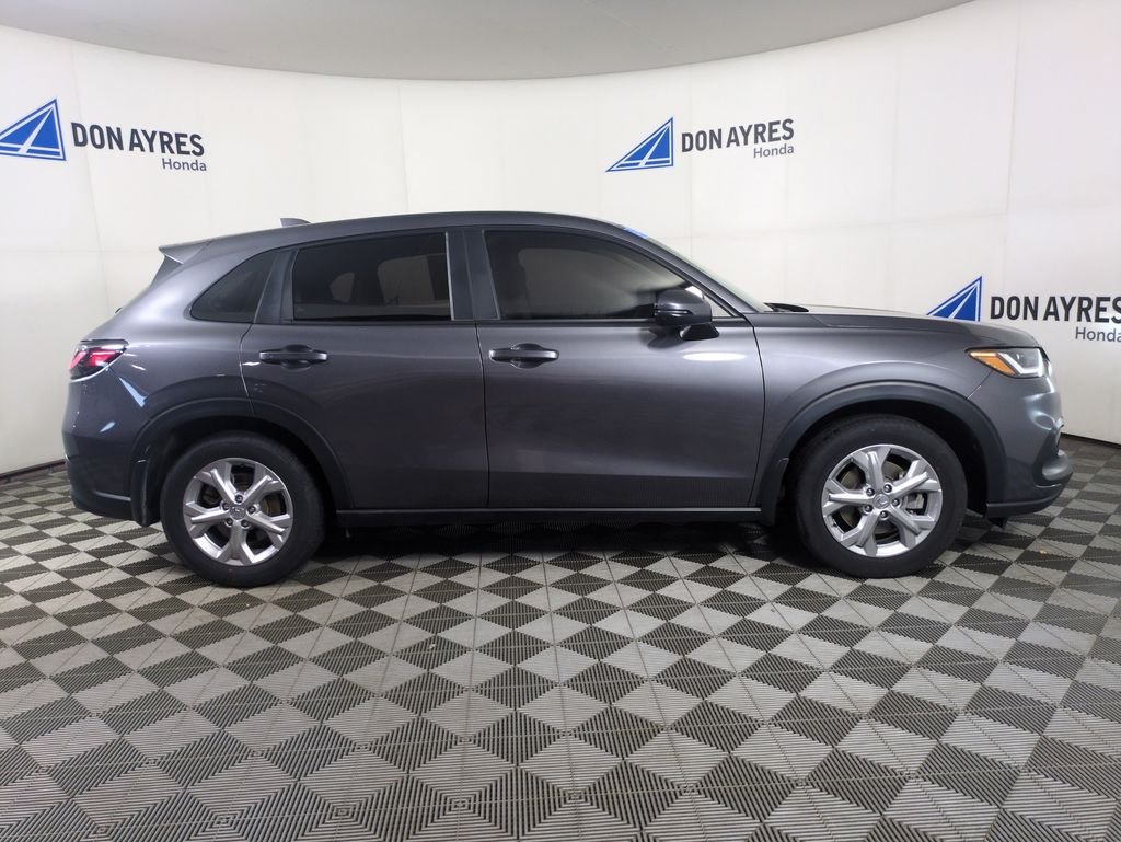 Used 2025 Modern Steel Metallic Honda LX image 6