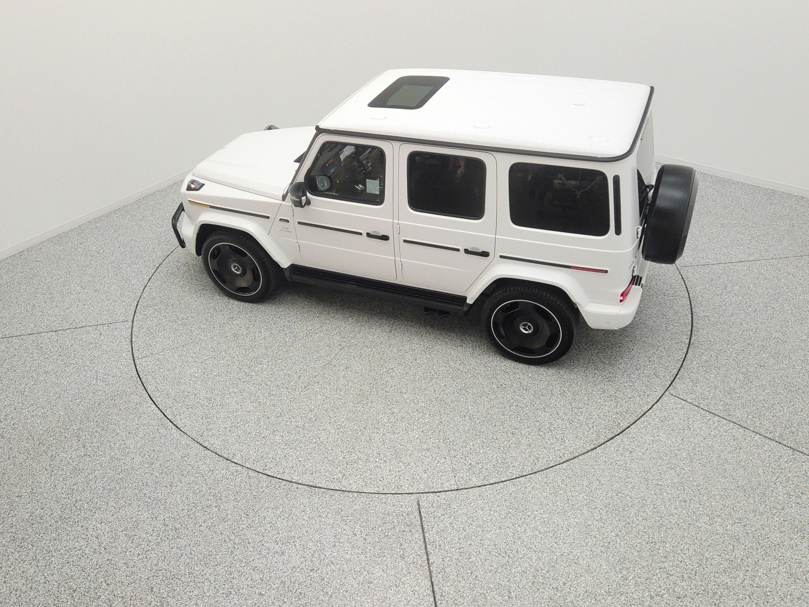 New 2026 MANUFAKTUR Moonlight White Magno Mercedes-Benz AMG® G 63 SUV image 16