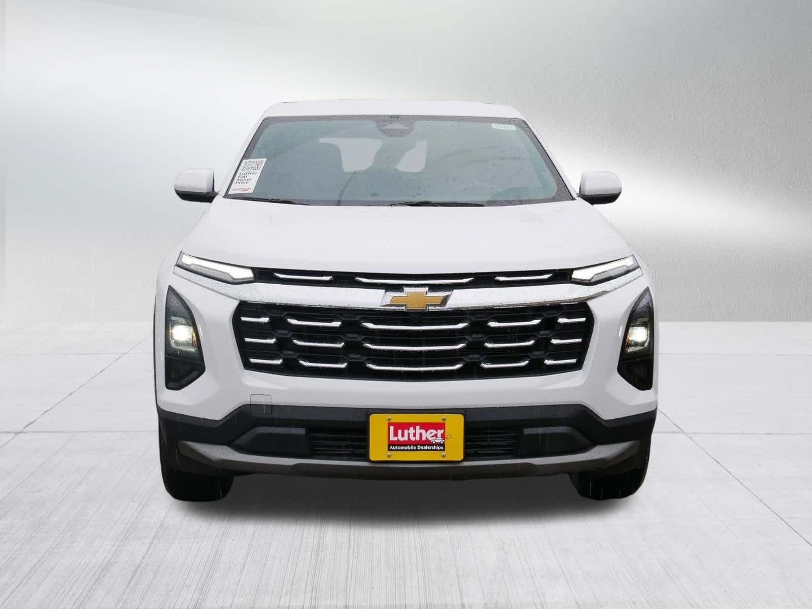 New 2027 Summit White Chevrolet LT image 8