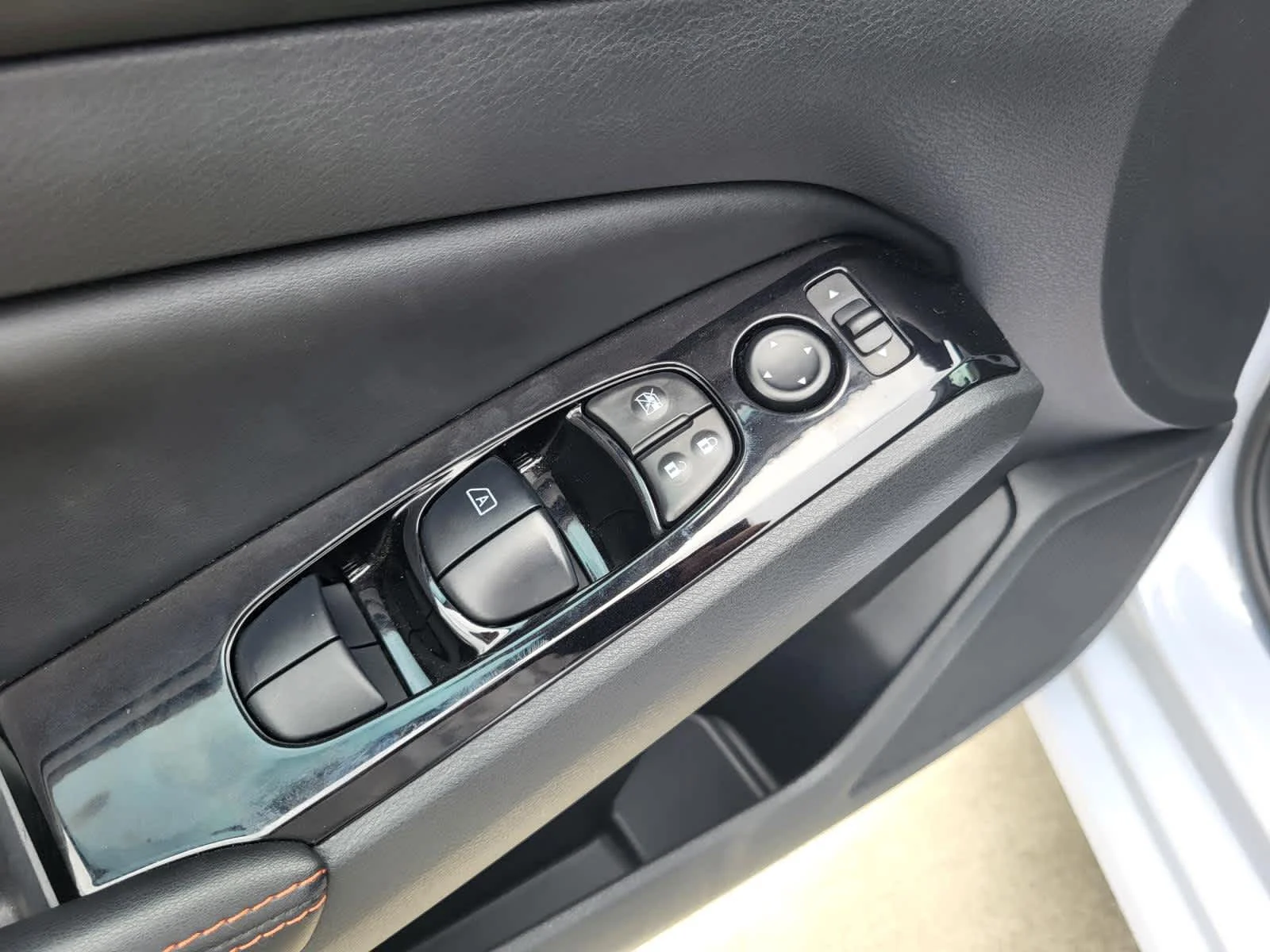 Used 2024 Gray Sky Pearl Nissan 2.5 SR image 16