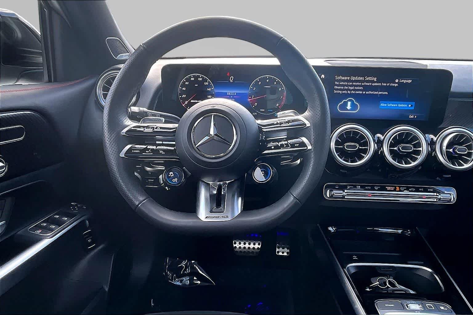 Used 2026 Polar White Mercedes-Benz AMG® GLB 35 image 6