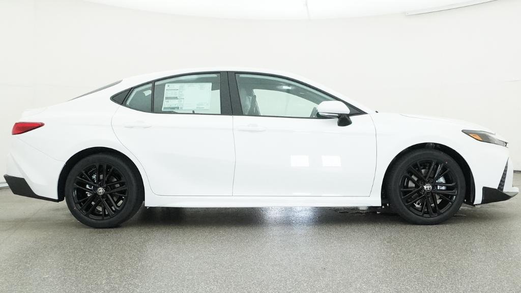 New 2026 Ice Cap Toyota SE image 7