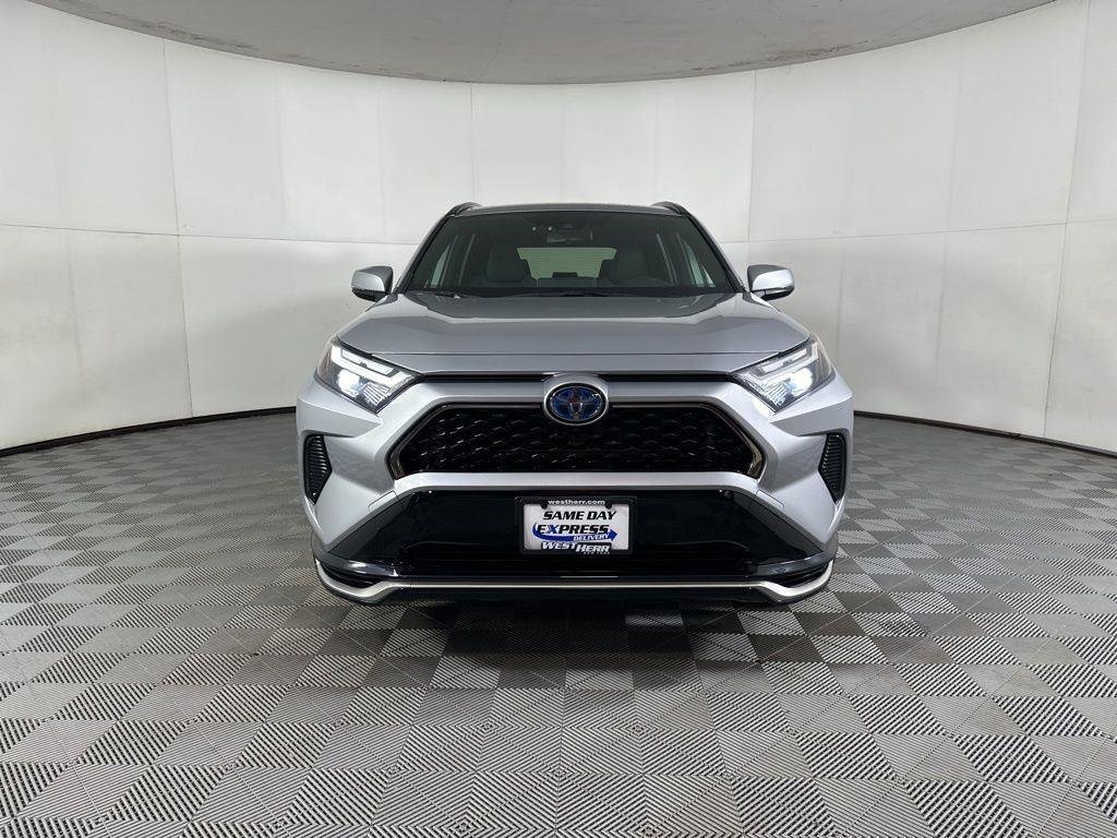 Certified Used 2023 Silver Sky Metallic Toyota SE image 15