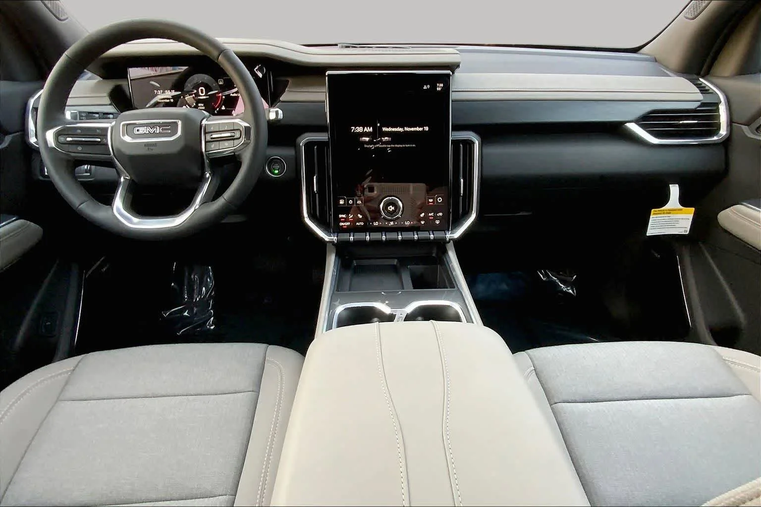 New 2026 GAZ/SUMMIT WHIT GMC FWD Elevation image 5