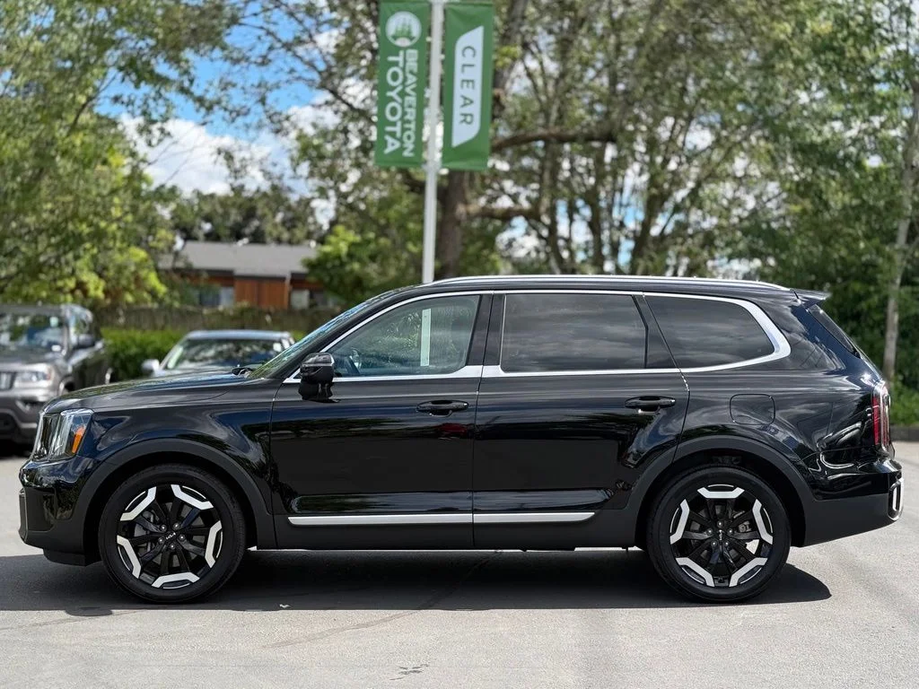 Used 2024 Black Kia EX image 2