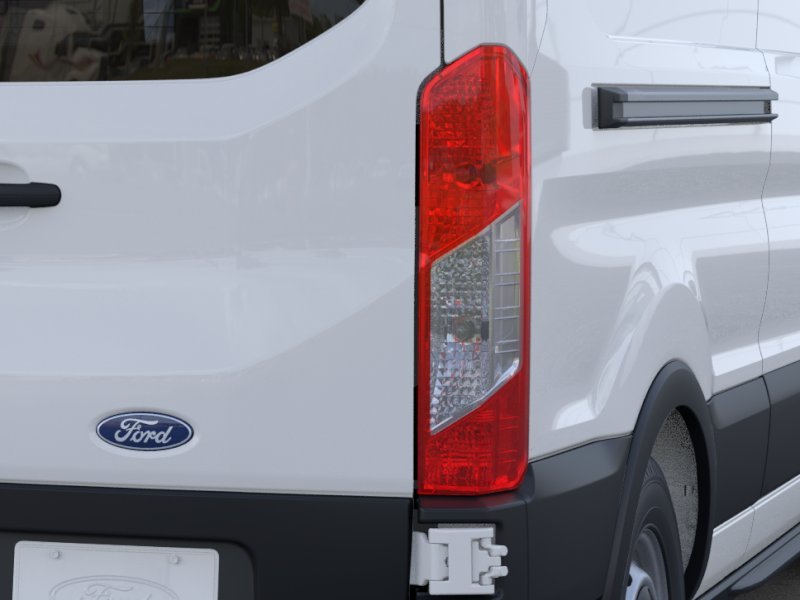 New 2026 Oxford White Ford Cargo Van image 21