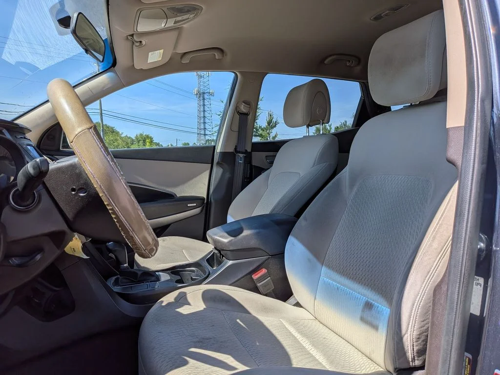 Used 2018 Blue Hyundai 2.4 Base image 11