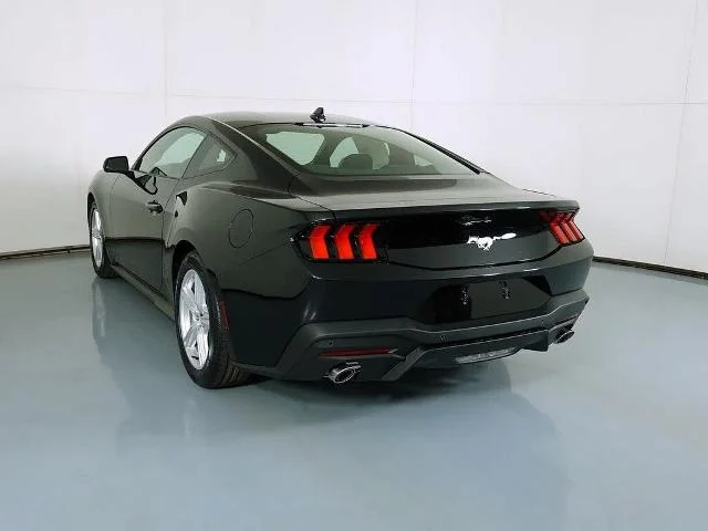 2026 Ford Mustang EcoBoost Fastback - Photo 28
