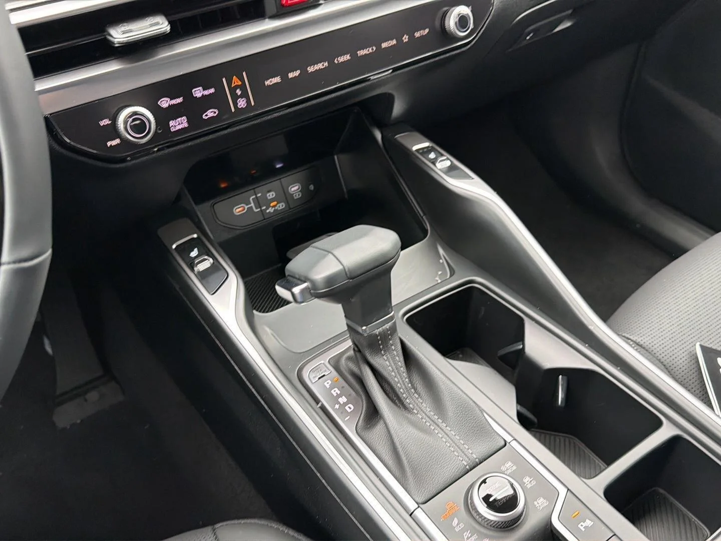 New 2026 Wolf Gray Kia EX image 13