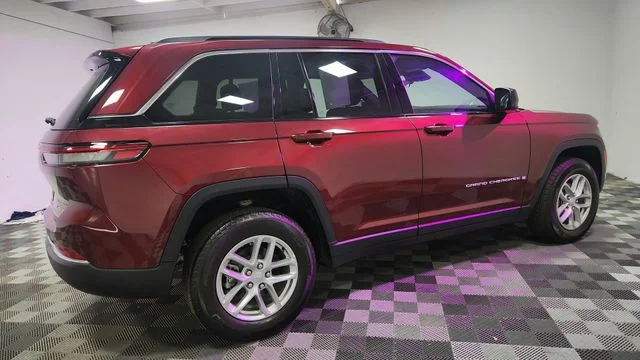 2025 Jeep Grand Cherokee Laredo - Photo 7