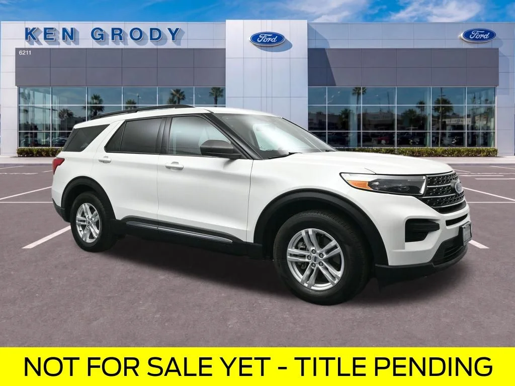 2023 Ford Explorer XLT RWD's photo