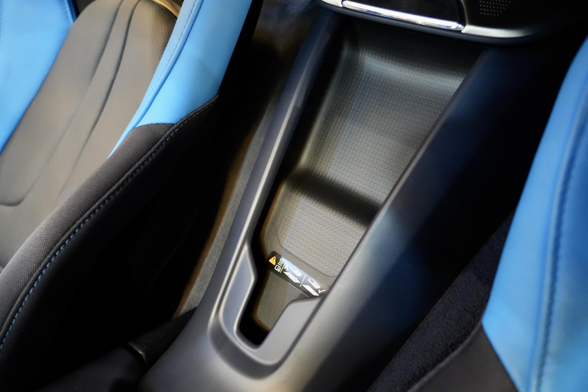 Used 2021 Rapid Blue Chevrolet 2dr Stingray Cpe w/3LT image 12
