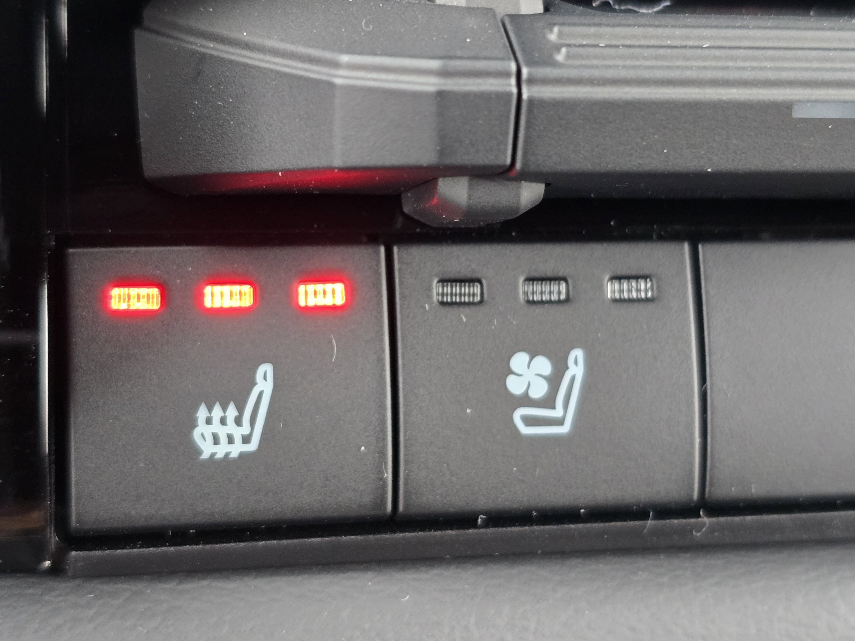 2026 Toyota Tundra Platinum - Photo 8